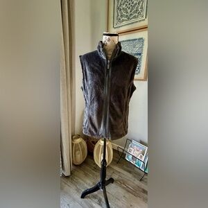 Wooly Bully Soft fleece Vest Dark Gray Small